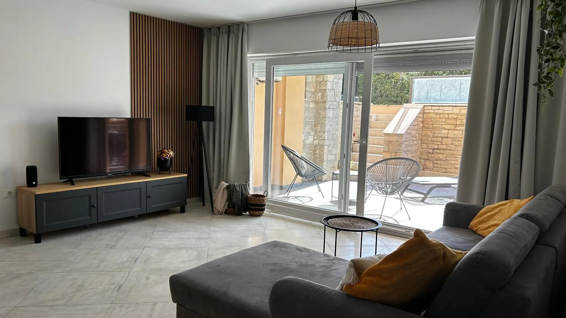 Apartment Posesi Mit Pool Und Strandnah Medulin 0*,  Croatia